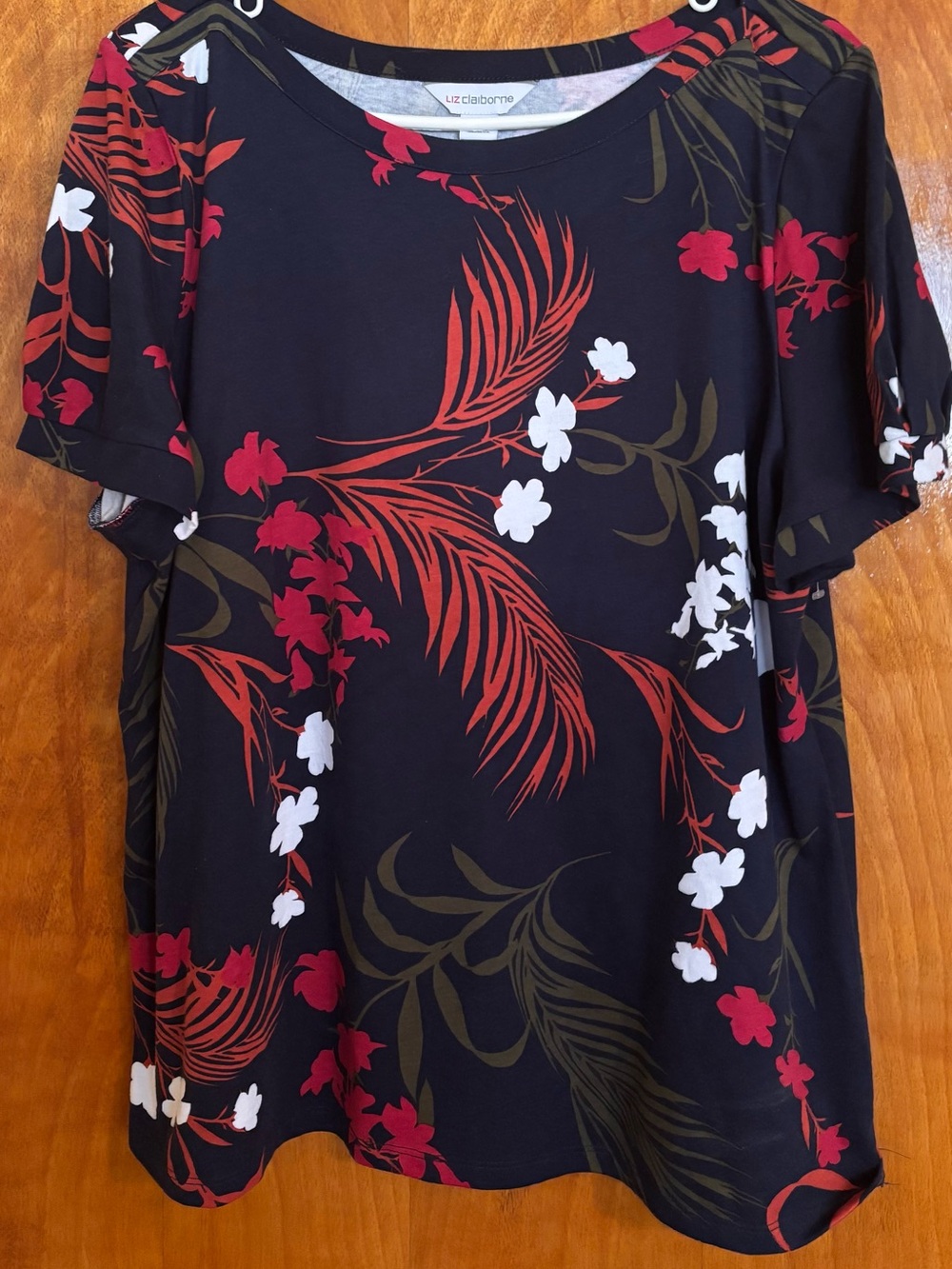 Liz Claiborne Blue Floral Palm Print Tee
